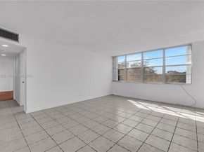 2781 Taft St 303, Hollywood FL 33020