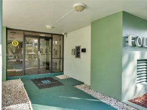 2781 Taft St 303, Hollywood FL 33020