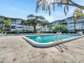 2781 Taft St 303, Hollywood FL 33020