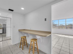 2781 Taft St 303, Hollywood FL 33020