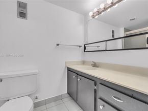 2781 Taft St 303, Hollywood FL 33020