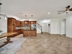 4284 Cascada Cir, Cooper City FL 33024