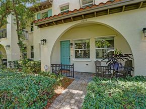 4284 Cascada Cir, Cooper City FL 33024
