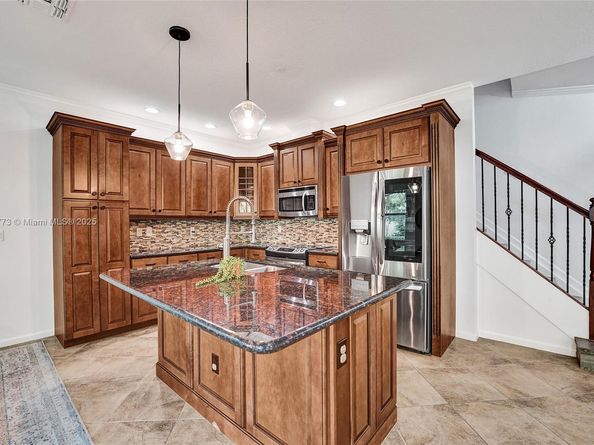 4284 Cascada Cir, Cooper City FL 33024