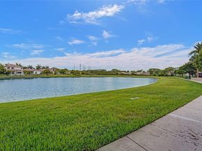 4284 Cascada Cir, Cooper City FL 33024