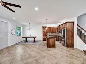 4284 Cascada Cir, Cooper City FL 33024