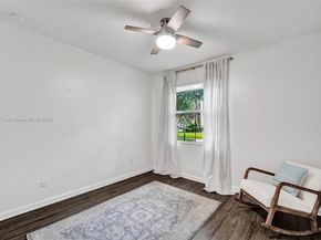4284 Cascada Cir, Cooper City FL 33024