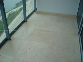601 NE 36th St 1908, Miami FL 33137