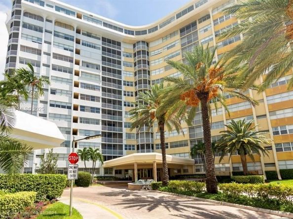 100 Golden Isles Dr 605, Hallandale Beach FL 33009