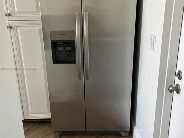 100 Golden Isles Dr 605, Hallandale Beach FL 33009