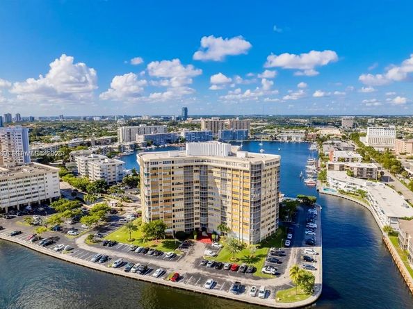 100 Golden Isles Dr 605, Hallandale Beach FL 33009