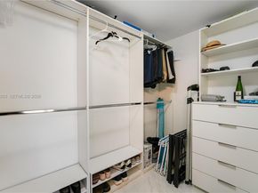 16385 Biscayne Blvd 1502, North Miami Beach FL 33160