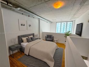 690 SW 1st Ct 2122, Miami FL 33130