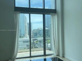 690 SW 1st Ct 2122, Miami FL 33130