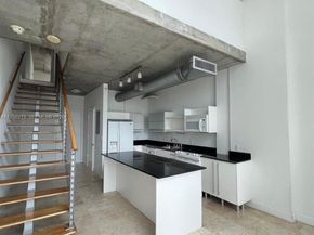 690 SW 1st Ct 2122, Miami FL 33130