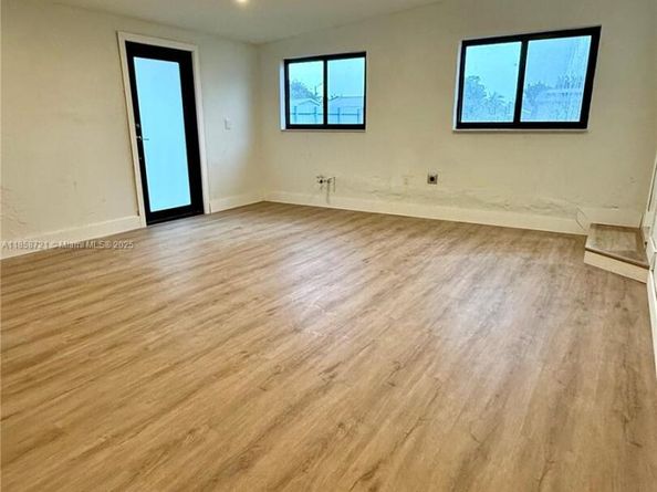 11462 SW 225th St, Miami FL 33170