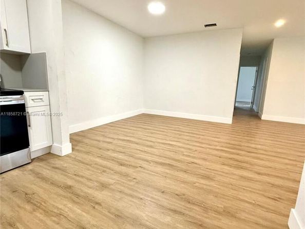 11462 SW 225th St, Miami FL 33170