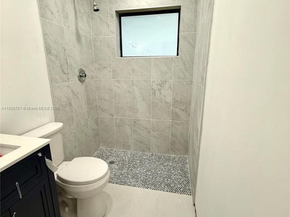 11462 SW 225th St, Miami FL 33170