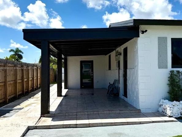 11462 SW 225th St, Miami FL 33170