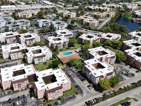 2861 Somerset Dr 301, Lauderdale Lakes FL 33311