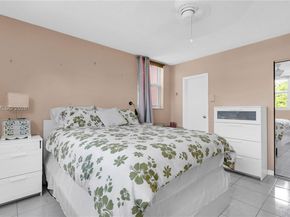 2861 Somerset Dr 301, Lauderdale Lakes FL 33311