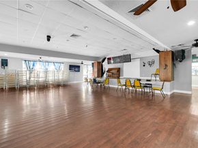 2861 Somerset Dr 301, Lauderdale Lakes FL 33311