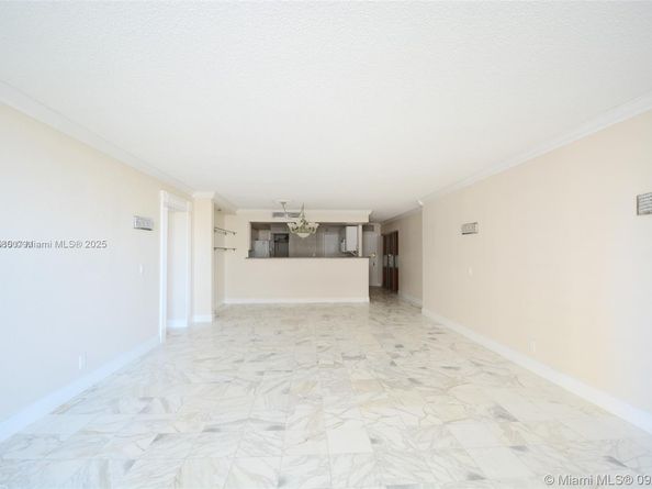 600 Three Islands Blvd 721, Hallandale Beach FL 33009