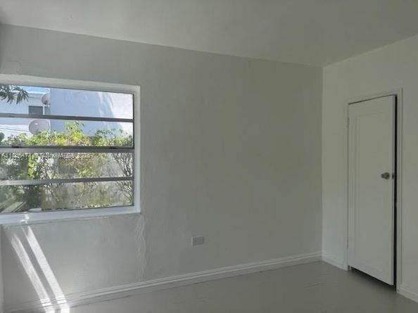 1258 Marseille Dr 2, Miami Beach FL 33141