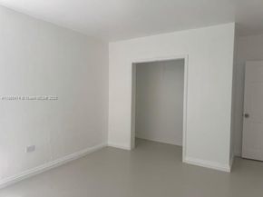 1258 Marseille Dr 2, Miami Beach FL 33141