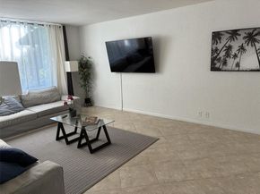 1000 West Ave 110, Miami Beach FL 33139