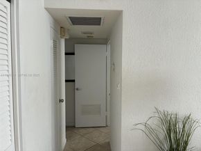 1000 West Ave 110, Miami Beach FL 33139