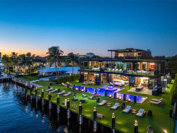 733 Middle River Dr, Fort Lauderdale FL 33304