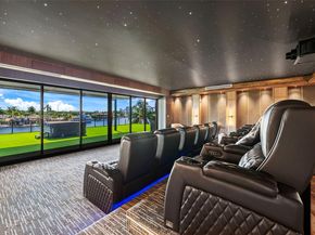 733 Middle River Dr, Fort Lauderdale FL 33304