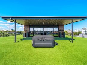 733 Middle River Dr, Fort Lauderdale FL 33304