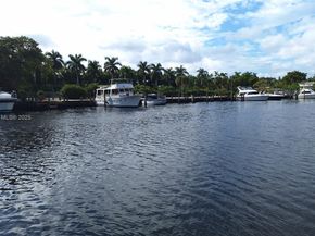 601 Three Islands Blvd 404, Hallandale Beach FL 33009