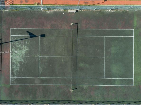 601 Three Islands Blvd 404, Hallandale Beach FL 33009