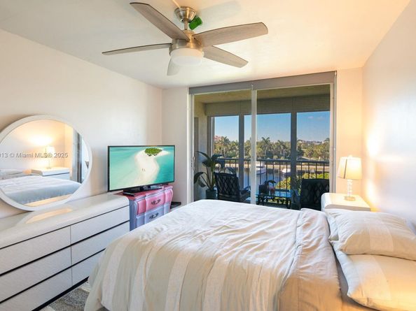 601 Three Islands Blvd 404, Hallandale Beach FL 33009