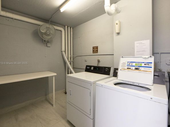 601 Three Islands Blvd 404, Hallandale Beach FL 33009