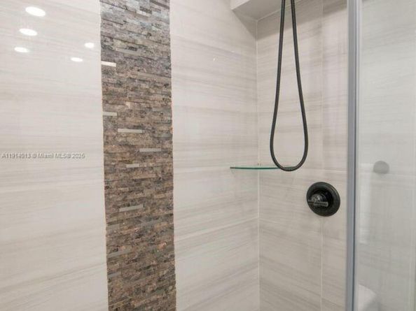 601 Three Islands Blvd 404, Hallandale Beach FL 33009