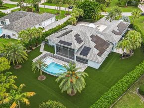 8179 Lakeview Dr, West Palm Beach FL 33412