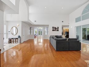 8179 Lakeview Dr, West Palm Beach FL 33412