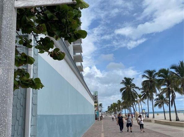 400 N Surf Rd RGB, Hollywood FL 33019
