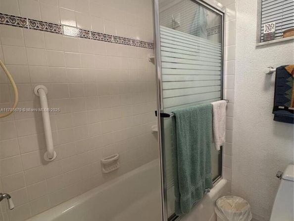 400 N Surf Rd RGB, Hollywood FL 33019