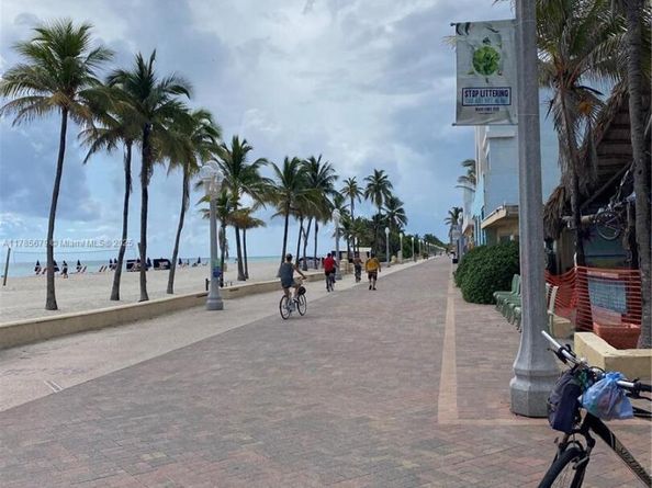 400 N Surf Rd RGB, Hollywood FL 33019