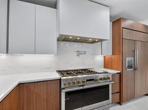 1017 S Palmway, Lake Worth FL 33460