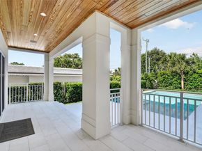 1017 S Palmway, Lake Worth FL 33460