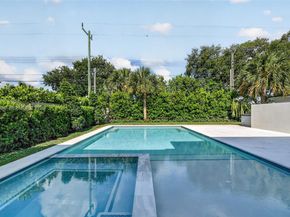 1017 S Palmway, Lake Worth FL 33460