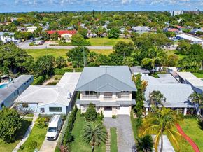 1017 S Palmway, Lake Worth FL 33460