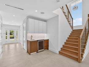 1017 S Palmway, Lake Worth FL 33460