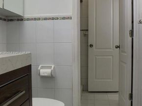 8990 SW 24th St 33, Miami FL 33165